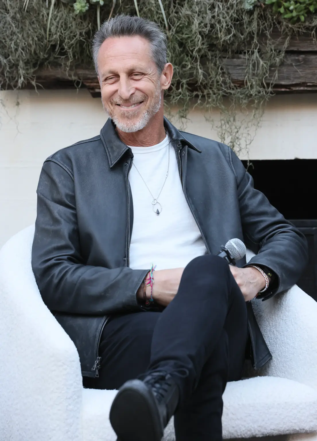 Dr. Mark Hyman
